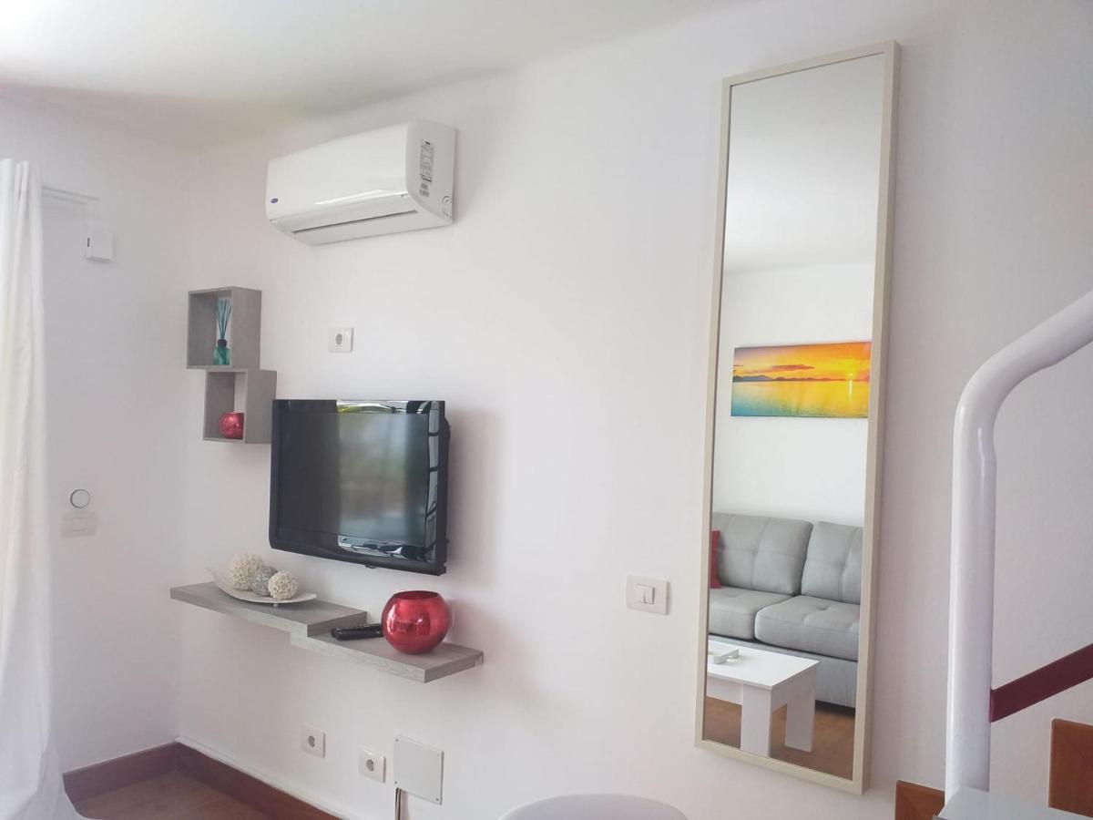 Apartment Duplex -The Sunny Hut - Swimming Pool - Free Wifi & Ac- Residence Las Marinas Пуерто-дель-Кармен Екстер'єр фото