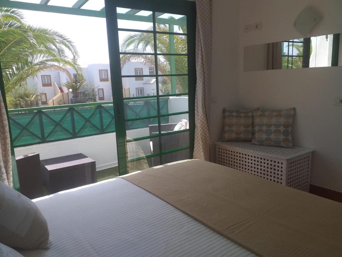 Apartment Duplex -The Sunny Hut - Swimming Pool - Free Wifi & Ac- Residence Las Marinas Пуерто-дель-Кармен Екстер'єр фото