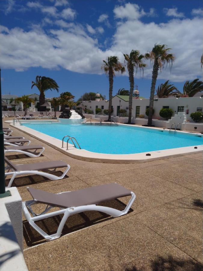 Apartment Duplex -The Sunny Hut - Swimming Pool - Free Wifi & Ac- Residence Las Marinas Пуерто-дель-Кармен Екстер'єр фото